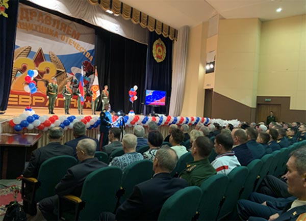 БФ «Взлётная полоса» поздравил ветеранов с Днём Защитника Отечества