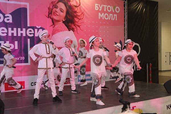 Благотворительный концерт «Взлётной полосы» в ТРЦ «Бутово Молл»